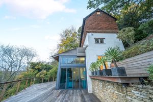 Photo 34- click for photo gallery